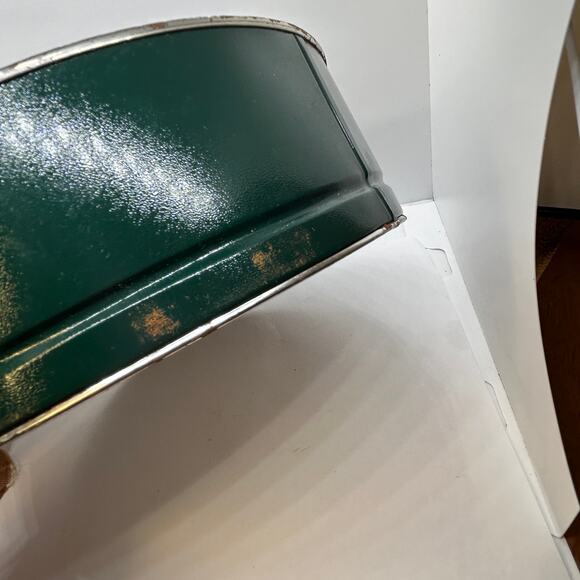 Vintage Terry Redlin 2010 Round Tin Heading Home Christmas Scene Log Cabin Tree - Picture 11 of 16